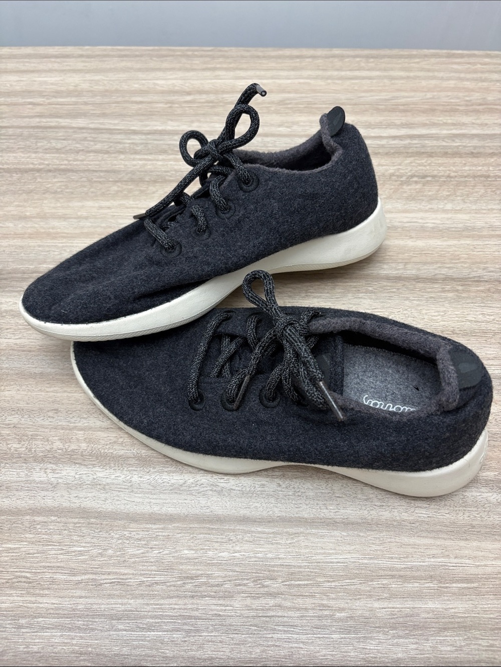 All Birds Dark Grey Lace Up Sneakers Women Size 8